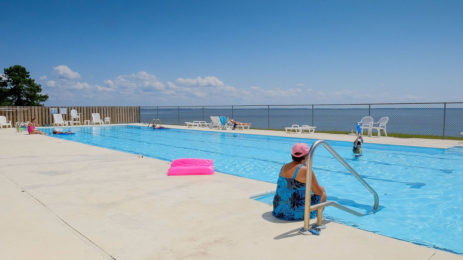 The swimming pool at the Links at Mulberry Hill with the Albemarle Sound view